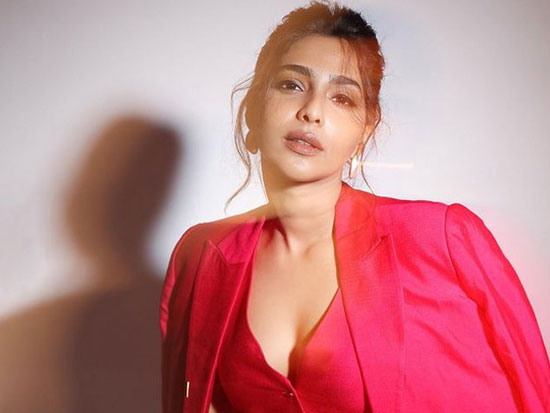 Magnificent Looks Of Aishwarya Lekshmi